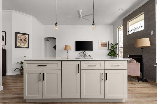 6844 La Concha PASS, Austin, TX 78749