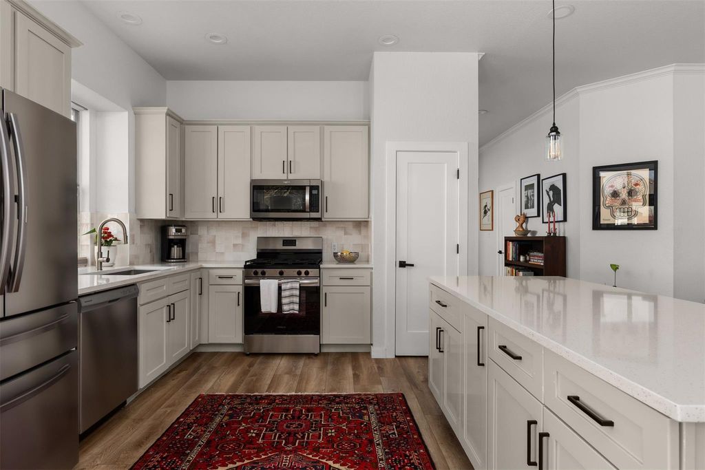 6844 La Concha PASS, Austin, TX 78749