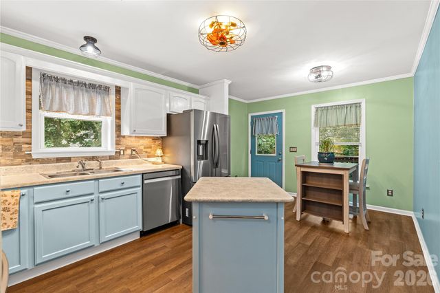 41 Wilmington Street, Asheville, NC 28806
