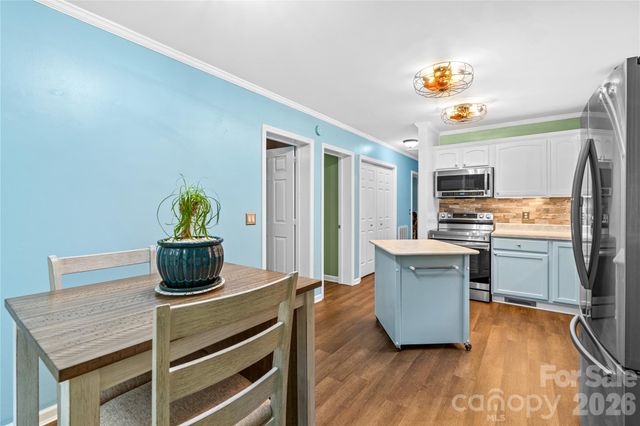 41 Wilmington Street, Asheville, NC 28806