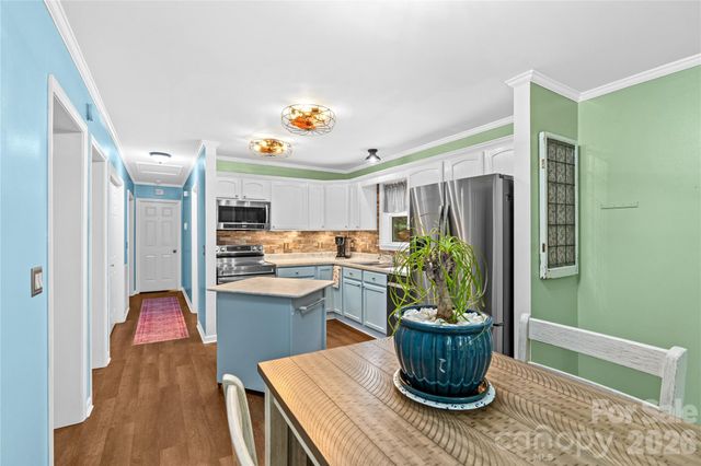 41 Wilmington Street, Asheville, NC 28806