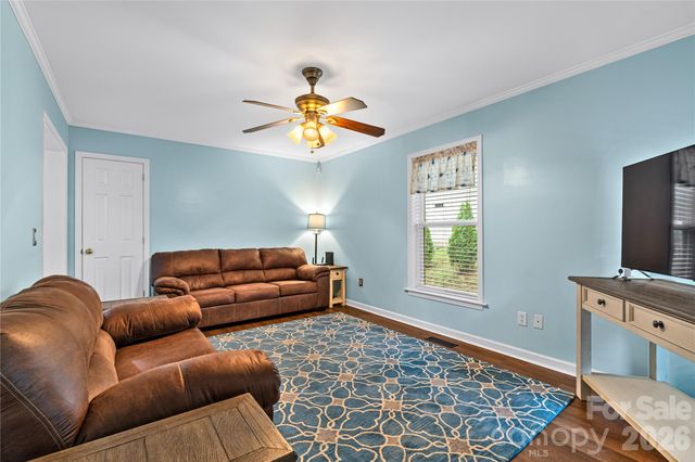 41 Wilmington Street, Asheville, NC 28806