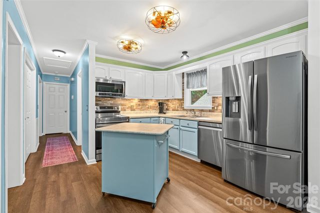 41 Wilmington Street, Asheville, NC 28806