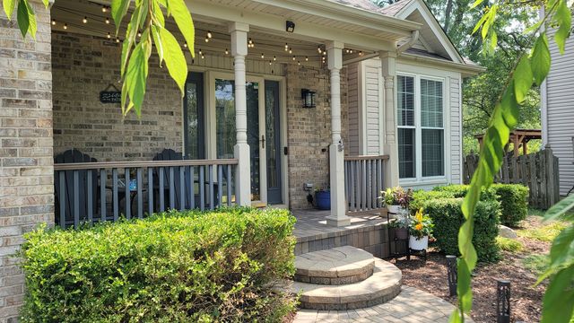 3885 Thornberry Way, Lake In The Hills, IL 60156