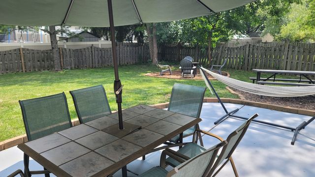 3885 Thornberry Way, Lake In The Hills, IL 60156
