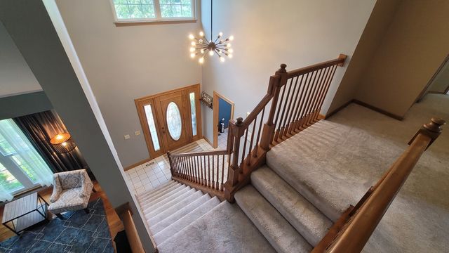 3885 Thornberry Way, Lake In The Hills, IL 60156