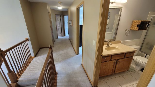 3885 Thornberry Way, Lake In The Hills, IL 60156