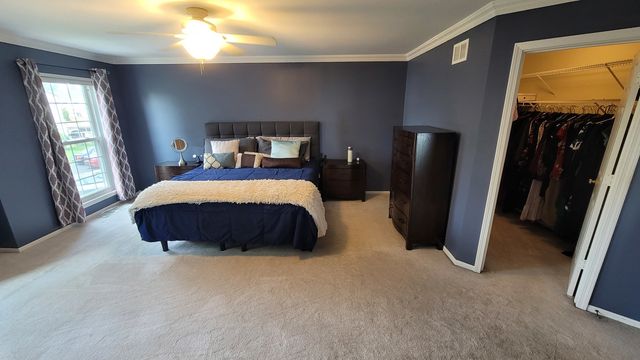 3885 Thornberry Way, Lake In The Hills, IL 60156