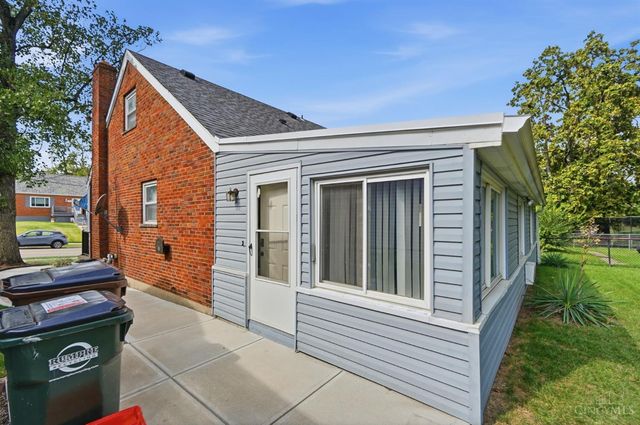 1210 Thurnridge Drive, Reading, OH 45215