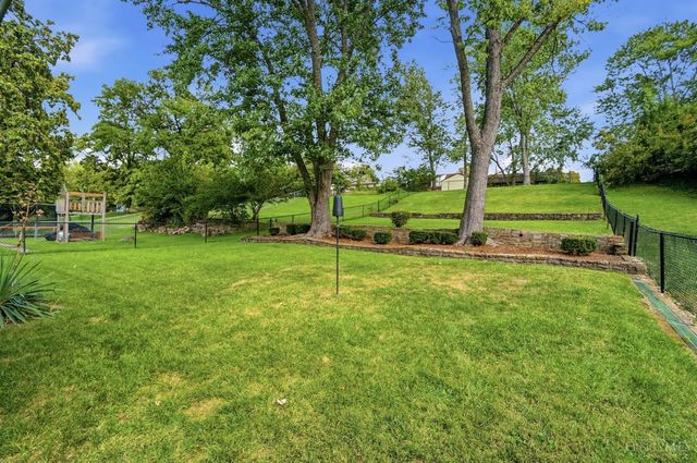 1210 Thurnridge Drive, Reading, OH 45215
