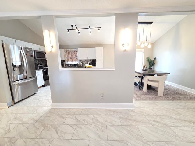 3829 Gladman Way, Lexington, KY 40514