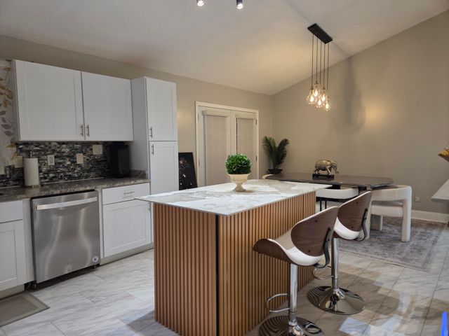 3829 Gladman Way, Lexington, KY 40514