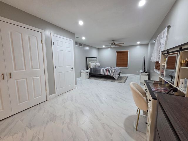 3829 Gladman Way, Lexington, KY 40514