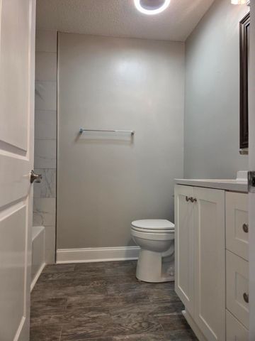 3829 Gladman Way, Lexington, KY 40514