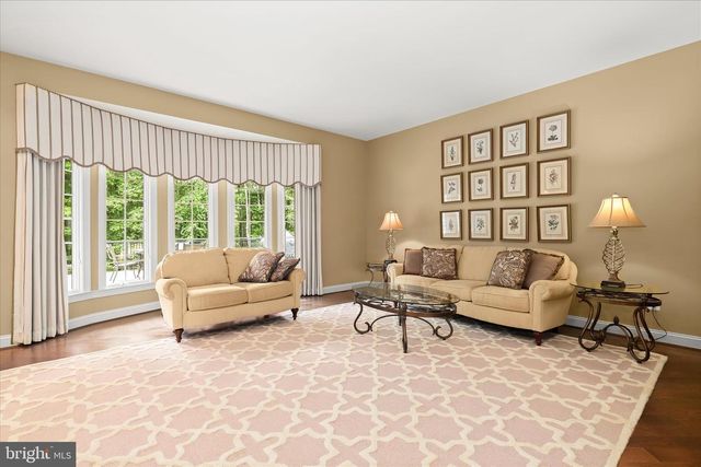 2400 SUMMERFIELD DR, Finksburg, MD 21048