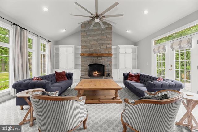 2400 SUMMERFIELD DR, Finksburg, MD 21048