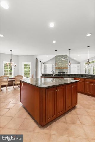 2400 SUMMERFIELD DR, Finksburg, MD 21048