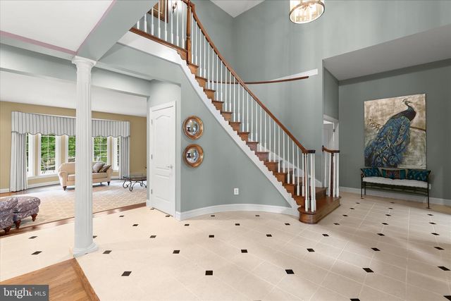 2400 SUMMERFIELD DR, Finksburg, MD 21048