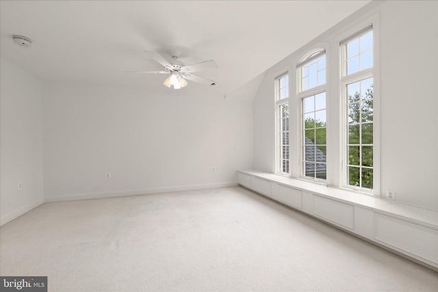 2400 SUMMERFIELD DR, Finksburg, MD 21048