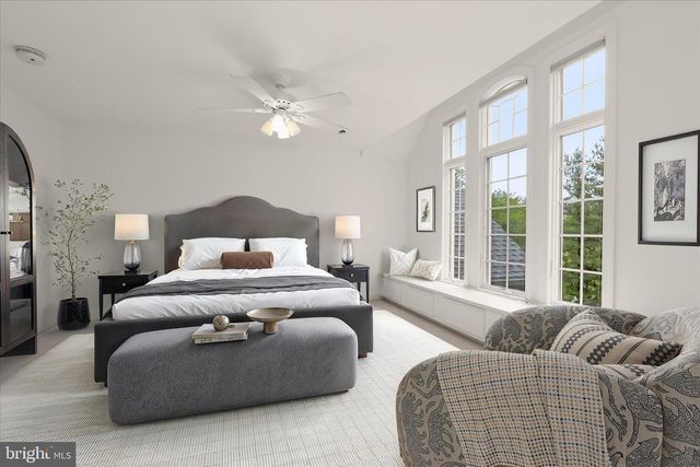 2400 SUMMERFIELD DR, Finksburg, MD 21048