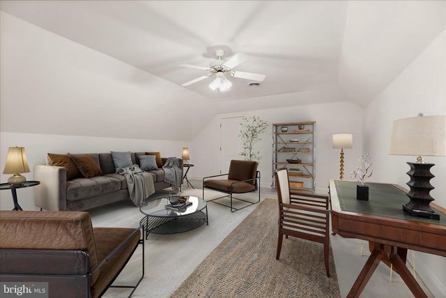 2400 SUMMERFIELD DR, Finksburg, MD 21048