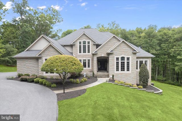 2400 SUMMERFIELD DR, Finksburg, MD 21048
