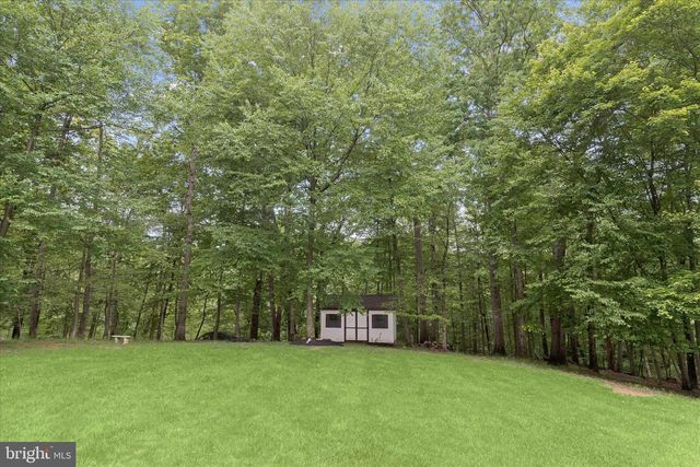 2400 SUMMERFIELD DR, Finksburg, MD 21048