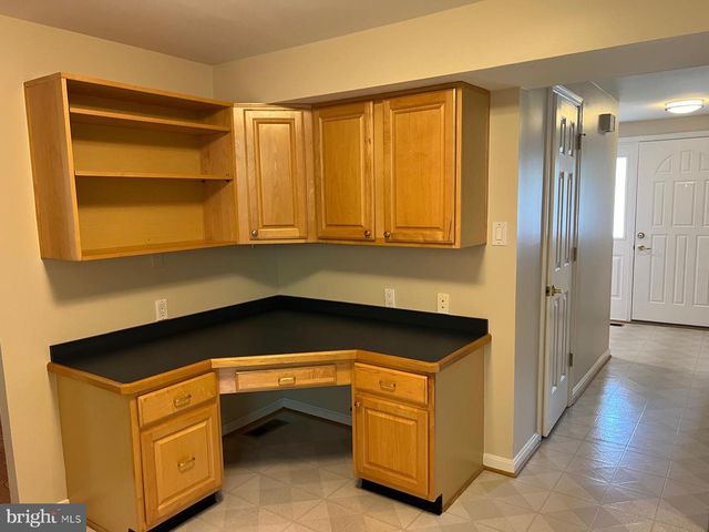 5 MADISON MILLS CT, Baltimore, MD 21228