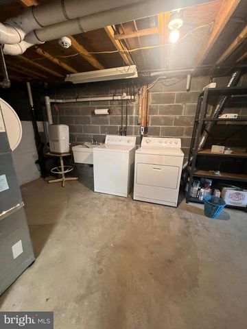 5 MADISON MILLS CT, Baltimore, MD 21228