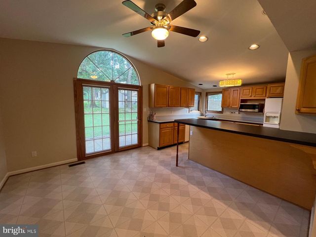 5 MADISON MILLS CT, Baltimore, MD 21228
