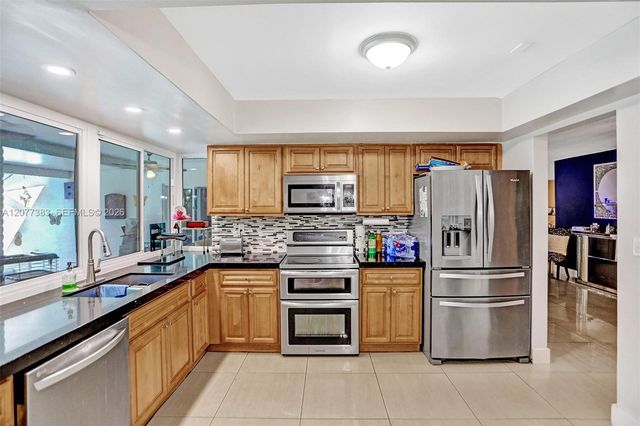7221 Fairway Boulevard, Miramar, FL 33023