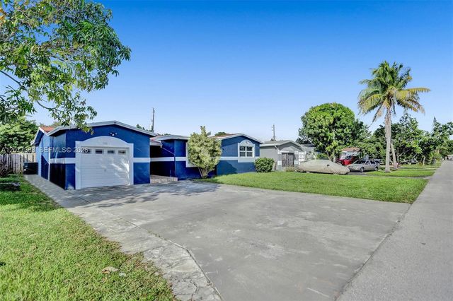 7221 Fairway Boulevard, Miramar, FL 33023