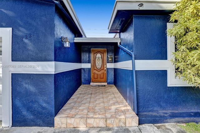 7221 Fairway Boulevard, Miramar, FL 33023