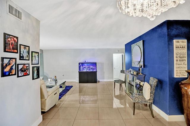 7221 Fairway Boulevard, Miramar, FL 33023