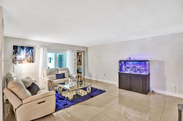 7221 Fairway Boulevard, Miramar, FL 33023