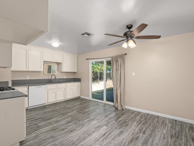 3576 N Marks Avenue, Fresno, CA 93722
