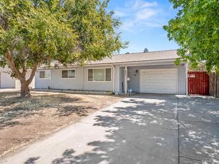 3576 N Marks Avenue, Fresno, CA 93722