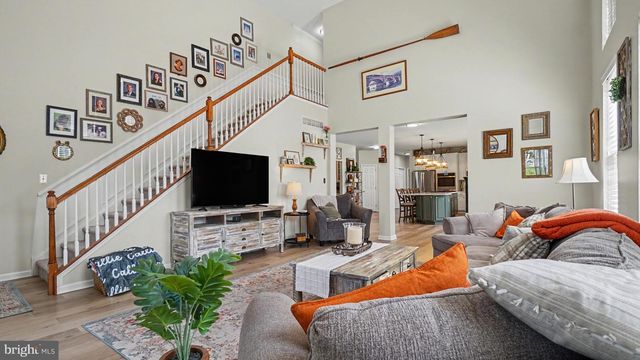 2011 WILLOWWOOD DR, Royersford, PA 19468