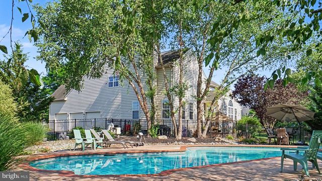 2011 WILLOWWOOD DR, Royersford, PA 19468