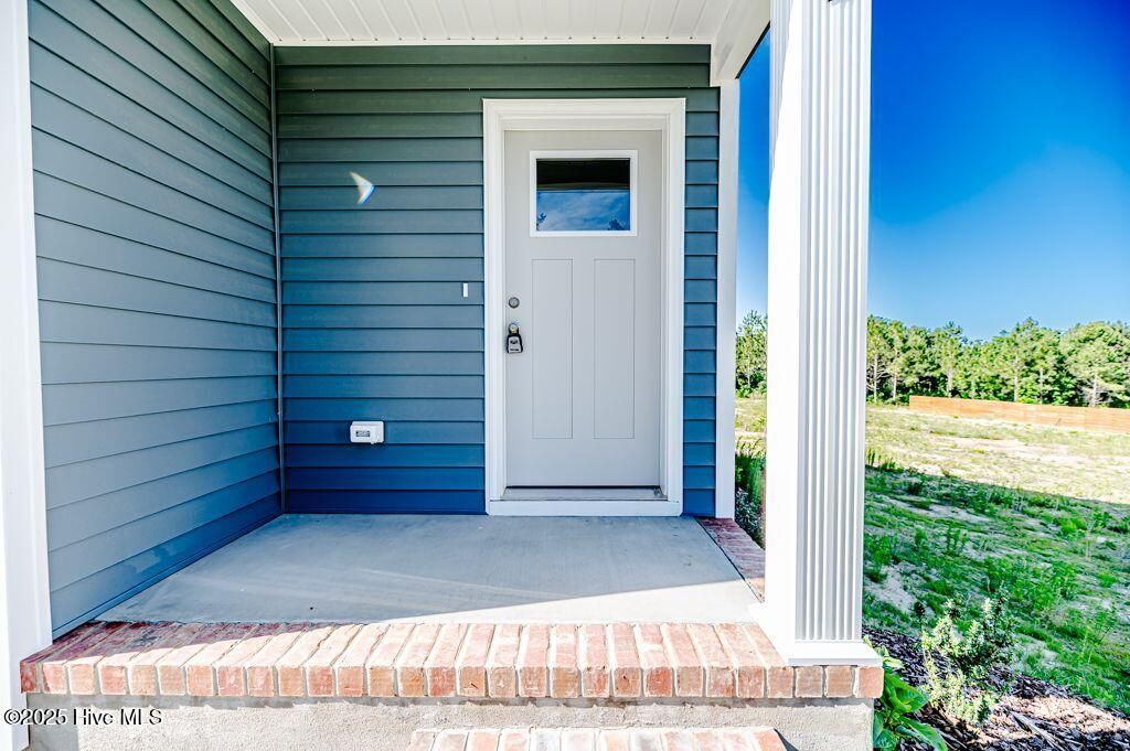 932 Allstar Avenue, Cameron, NC 28326