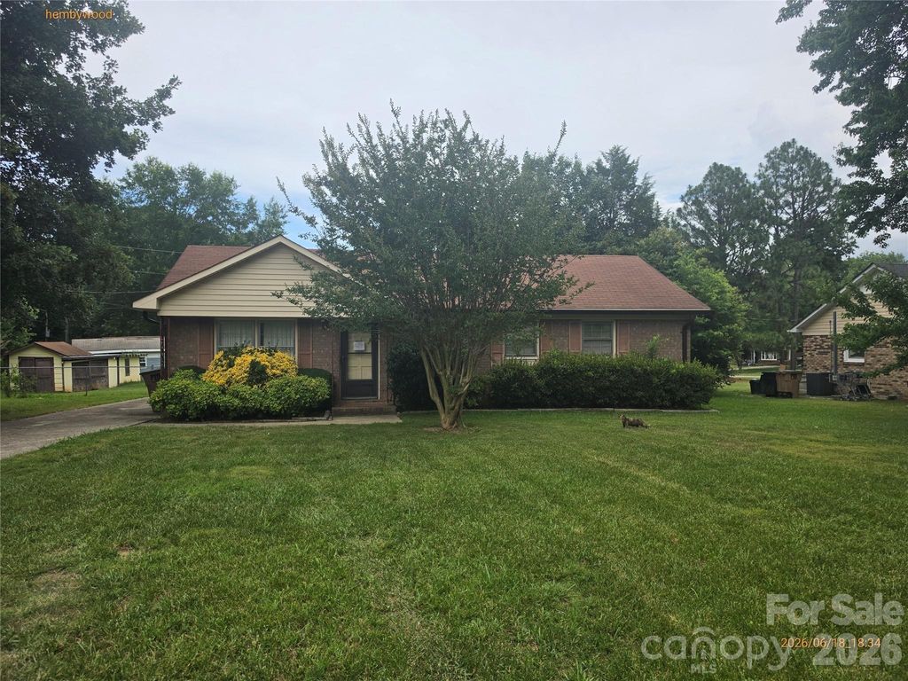 8402 Hemby Wood Drive, Indian Trail, NC 28079
