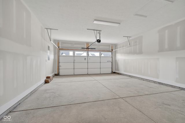 13288 Roundtop Road, Noblesville, IN 46060