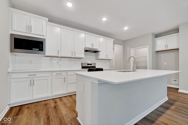 13288 Roundtop Road, Noblesville, IN 46060