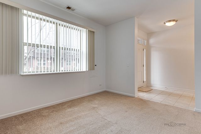 726 N Keystone Lane, Vernon Hills, IL 60061