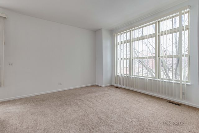 726 N Keystone Lane, Vernon Hills, IL 60061