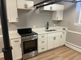 366 Essex St B, Salem, MA 01970