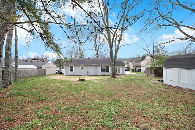 169 Timberlake Dr, Hendersonville, TN 37075