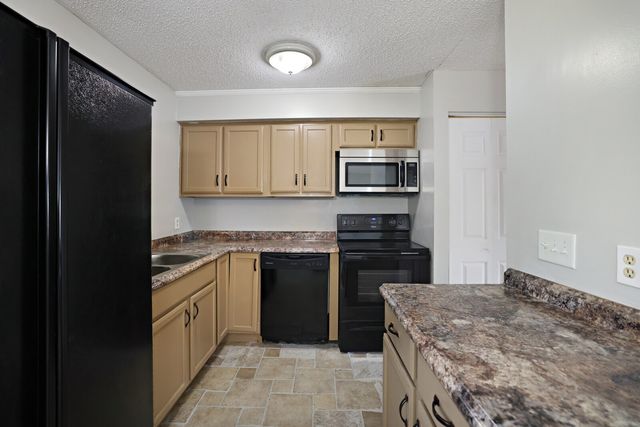 169 Timberlake Dr, Hendersonville, TN 37075