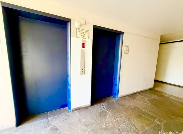1650 Kanunu Street 916, Honolulu, HI 96814