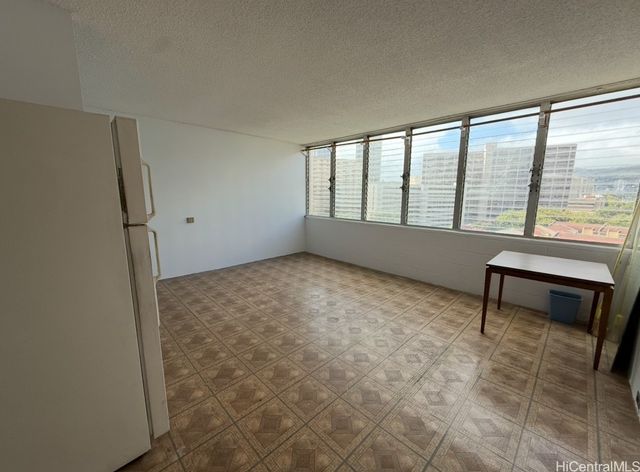 1650 Kanunu Street 916, Honolulu, HI 96814